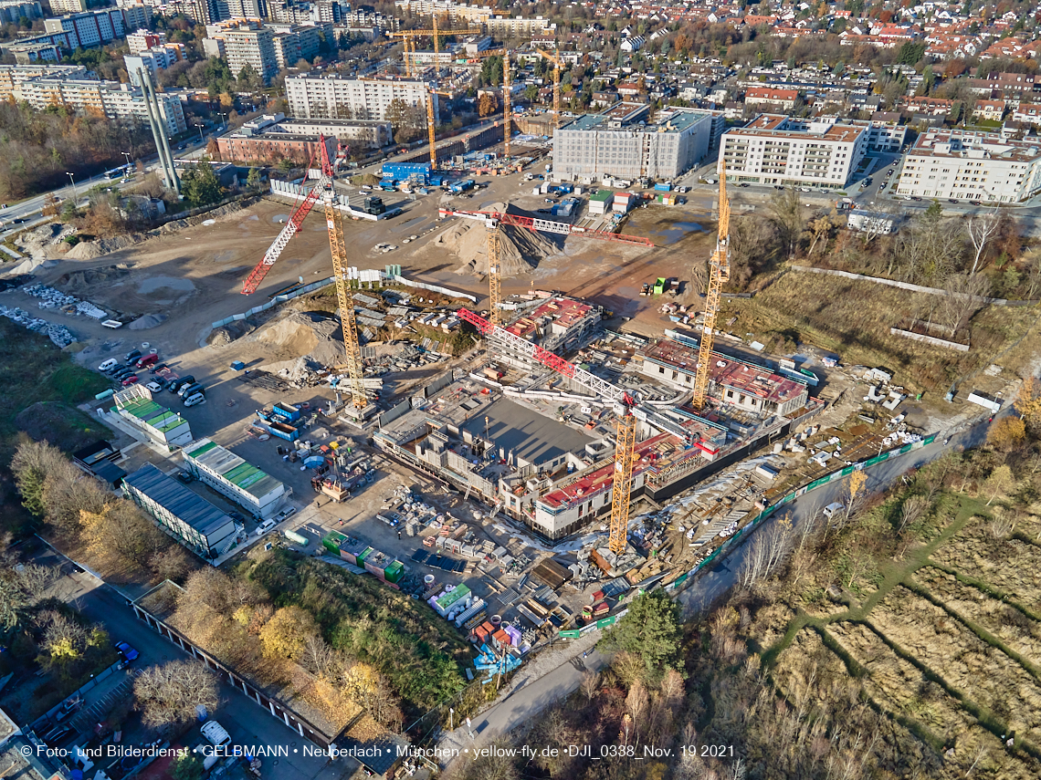 19.11.2021 - Luftbilder von der Baustelle Alexisquartier und Pandion Verde in Neuperlach